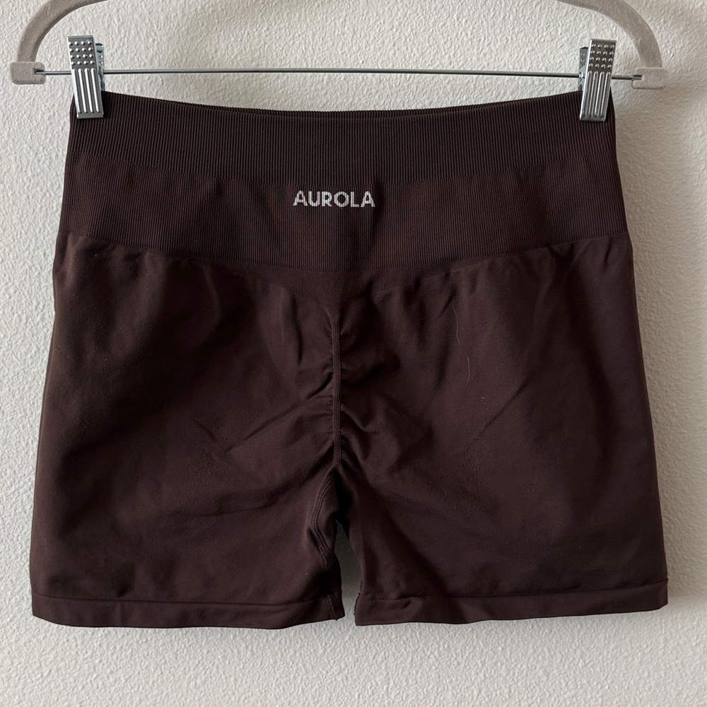 High-Waist Brown Scrunch Biker Shorts